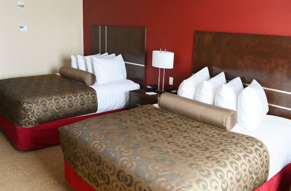 Best Western Plus Kindersley Hotel 11/40