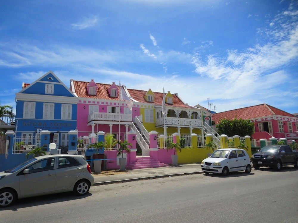 Scuba Lodge & Ocean Suites 66/76