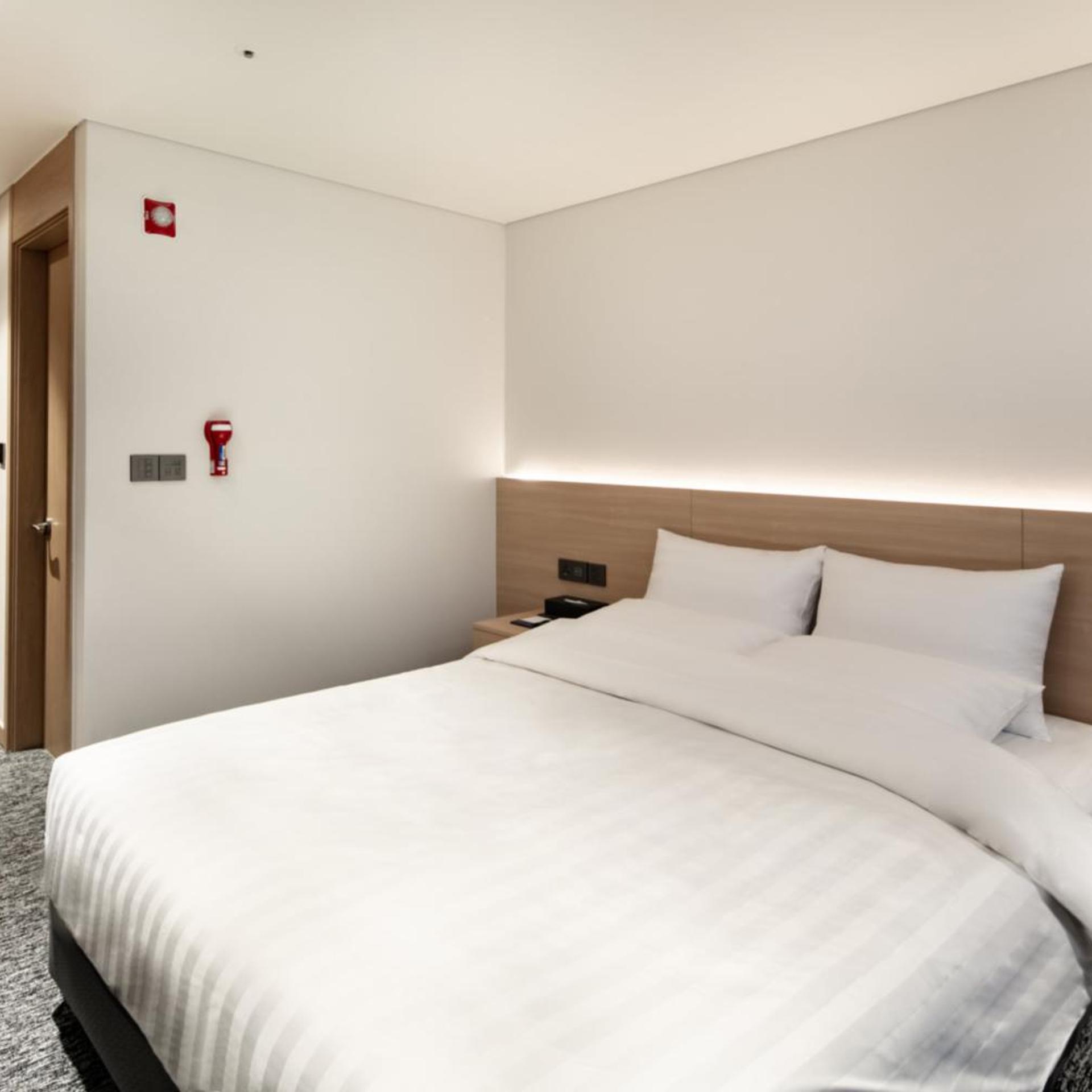 Standard, Double Bed