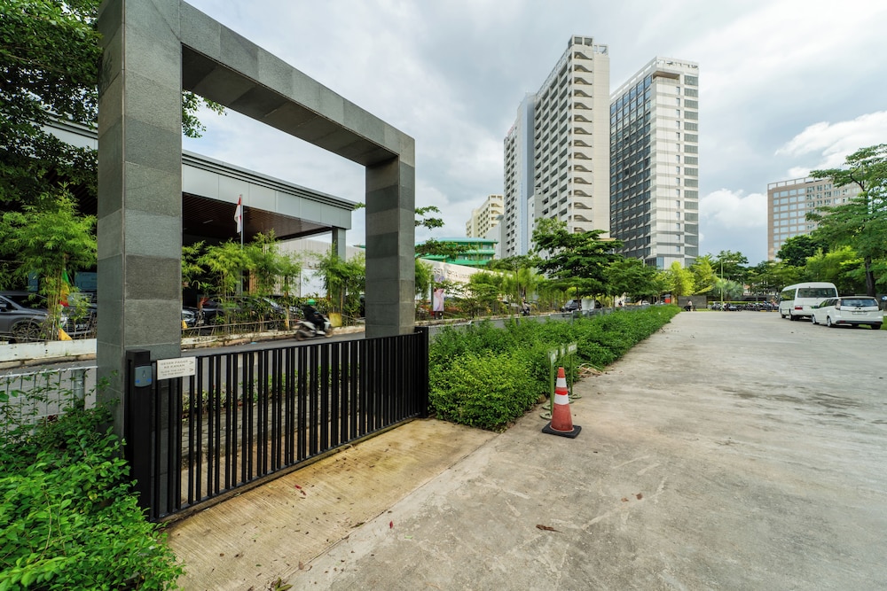 I Hotel Batam 60/69