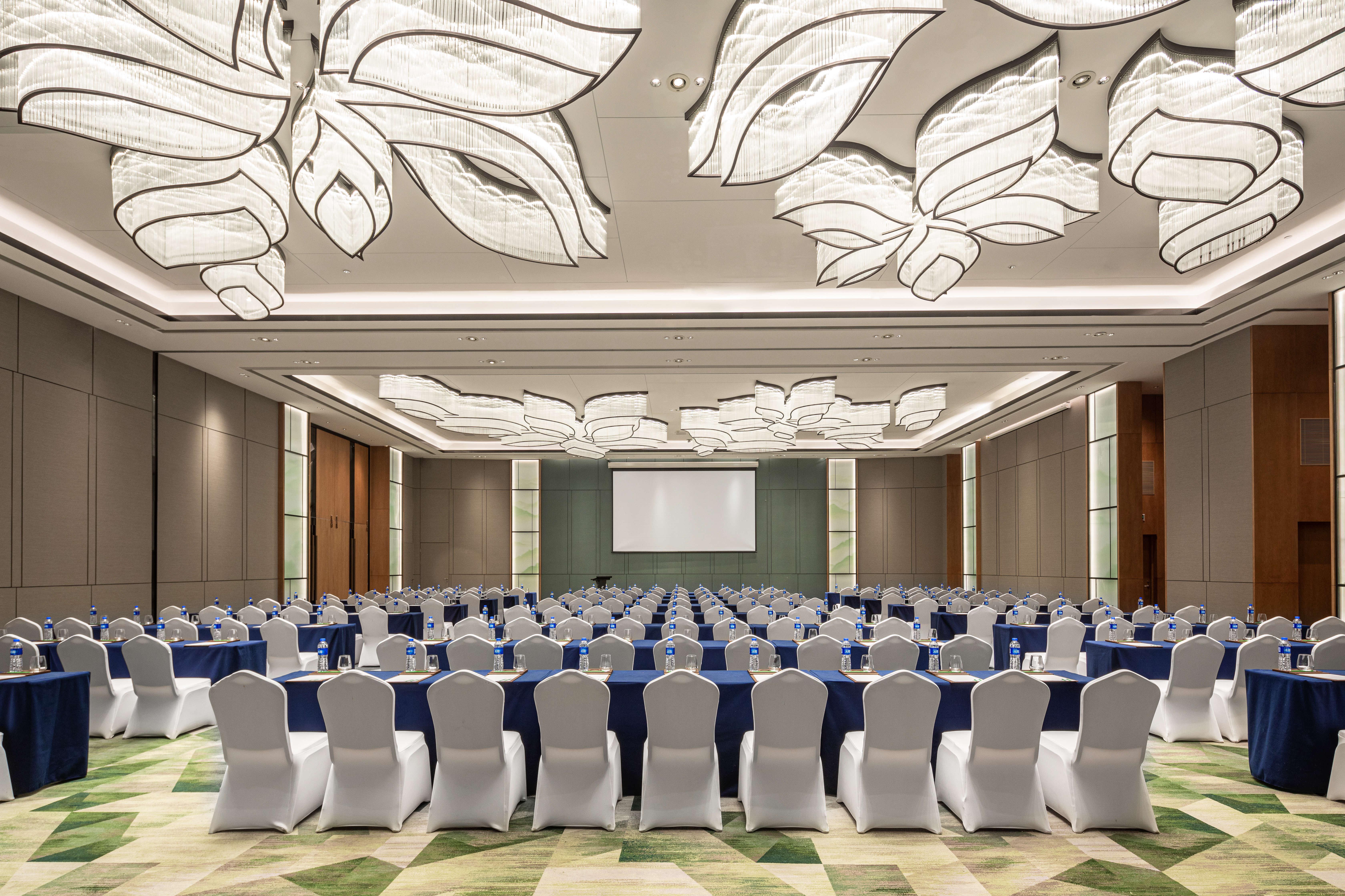 Holiday Inn Hangzhou Binjiang 44/56