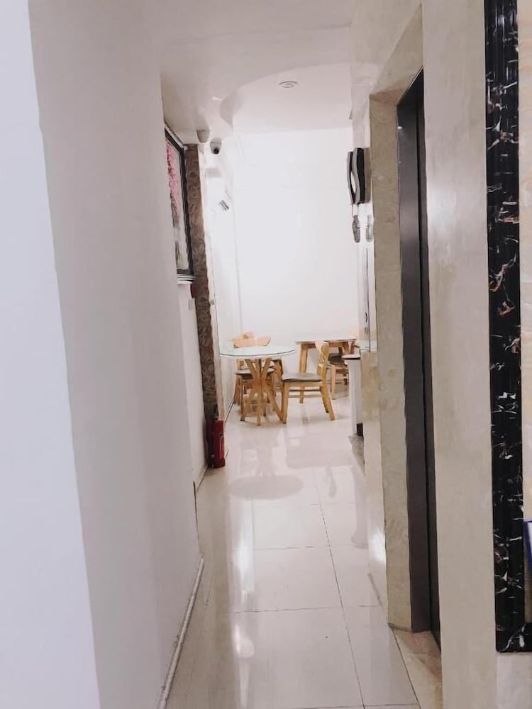 Little Hanoi Hotel 53/53