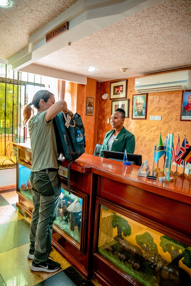 Green Mountain Hotel 5/48