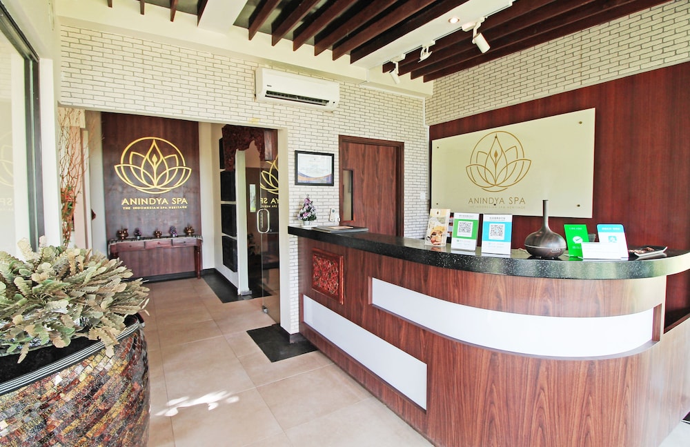 Nirwana Resort Hotel 8/74
