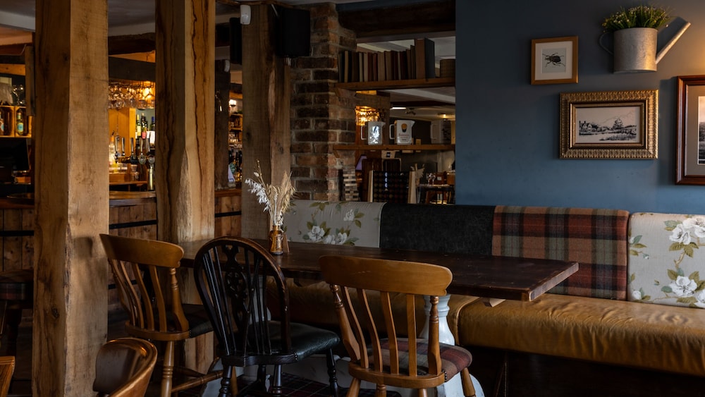 The Countryman Inn 35/51