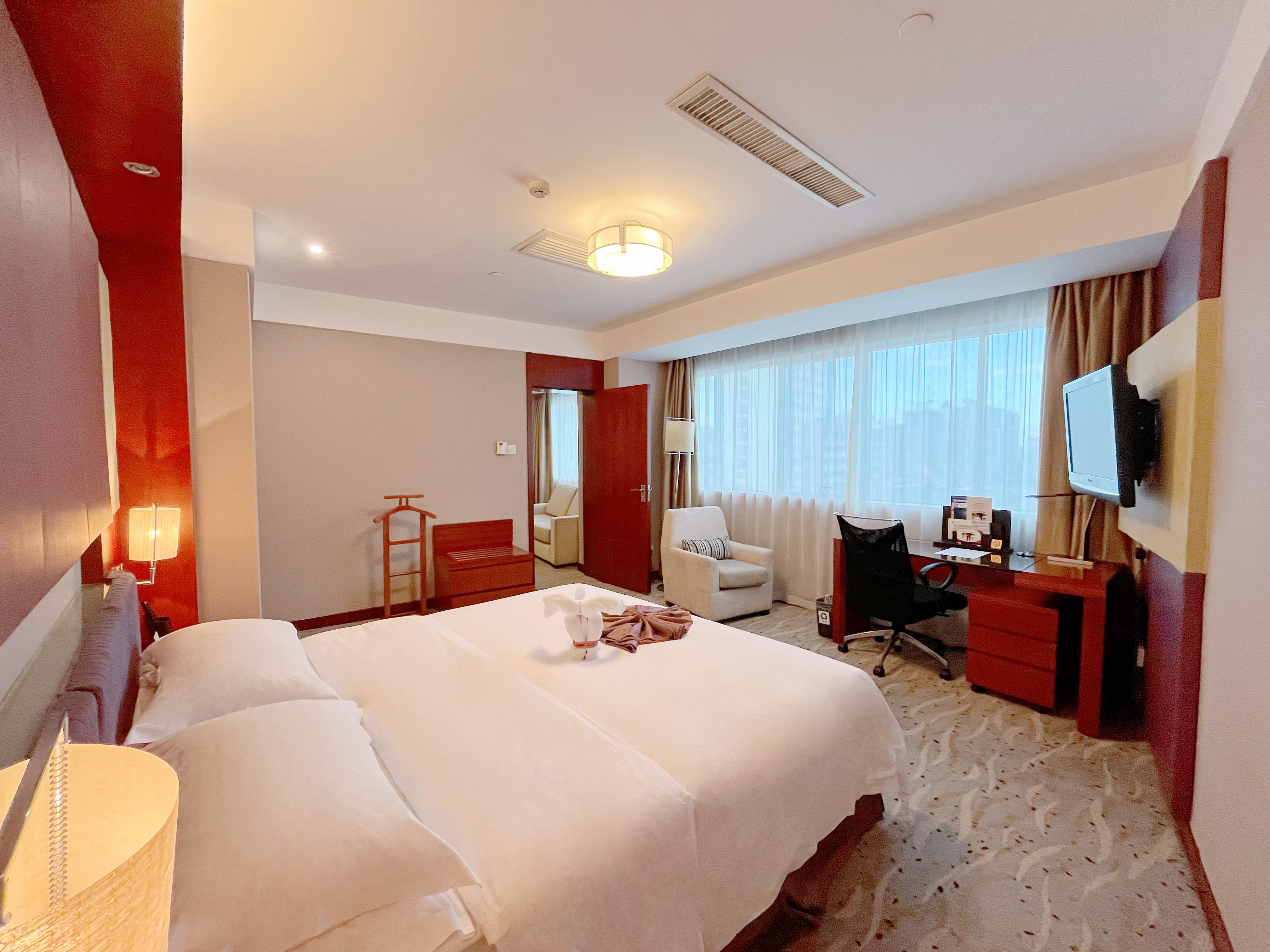 Elegant, Suite