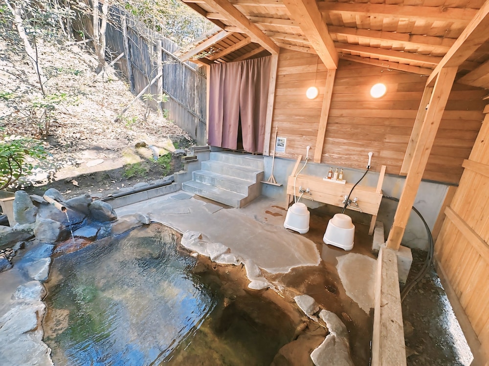 Kurasako Onsen Sakura 25/50