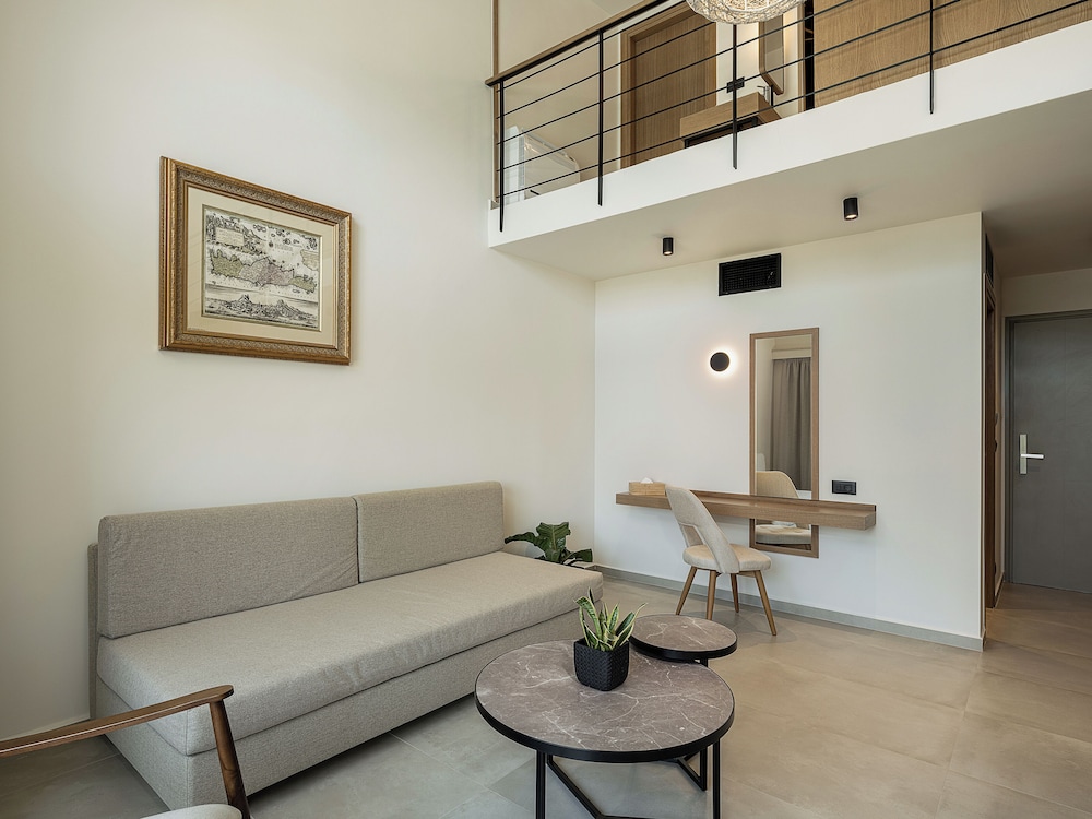Inea Hotel and Suites 63/78