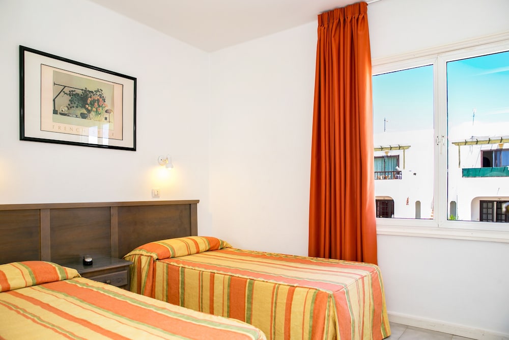 Apartamentos LIVVO Oasis 15/70
