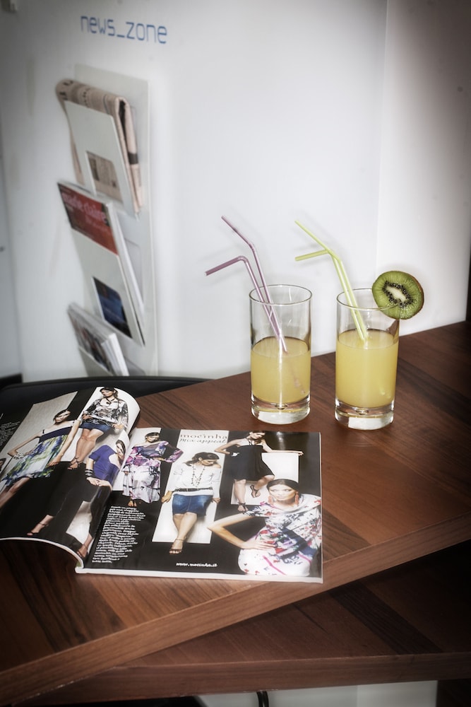 Q Hotel 35/50