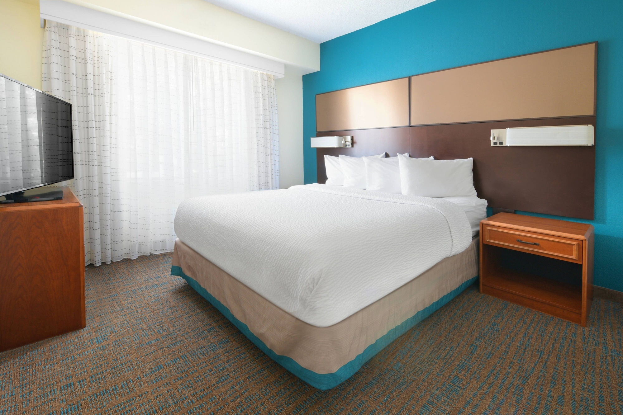 2 Bedrooms, Suite, 2 Double Beds, Accessible