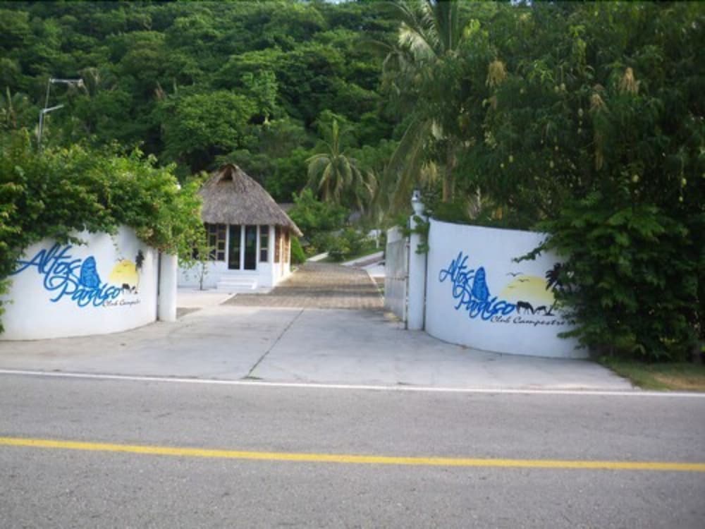 Hotel &amp; Club Campestre Altos Paraiso 21/50