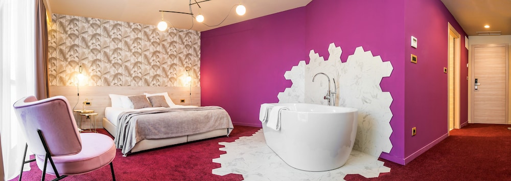 Priska Med Luxury Rooms 41/77