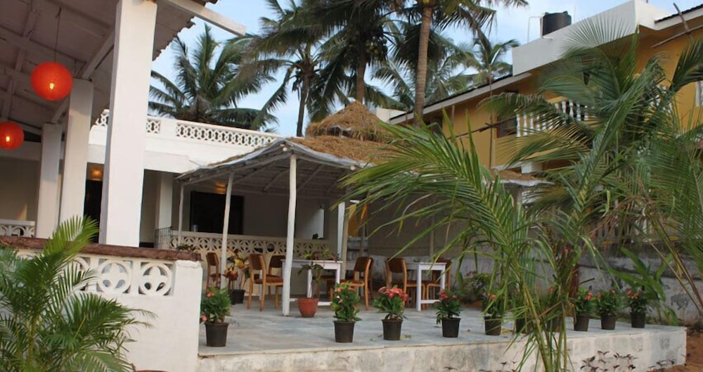 Ocean View Goan Beach House 4/49