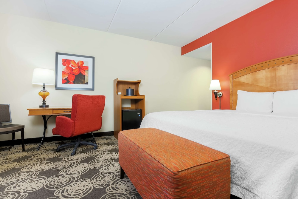 Hampton Inn Suites Dallas Allen 18/51