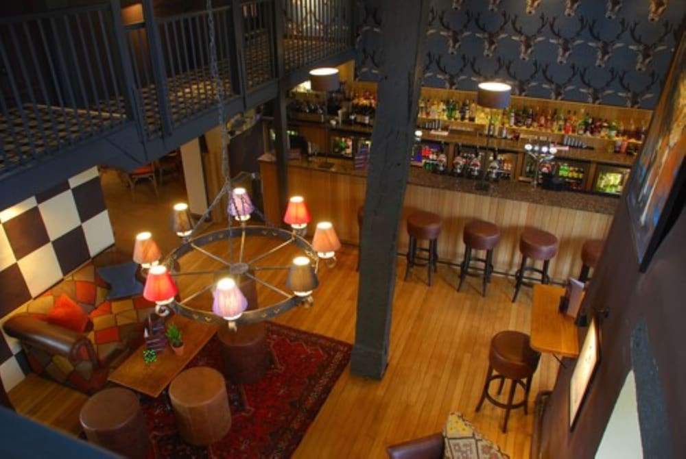 The Broadway Hotel 27/37