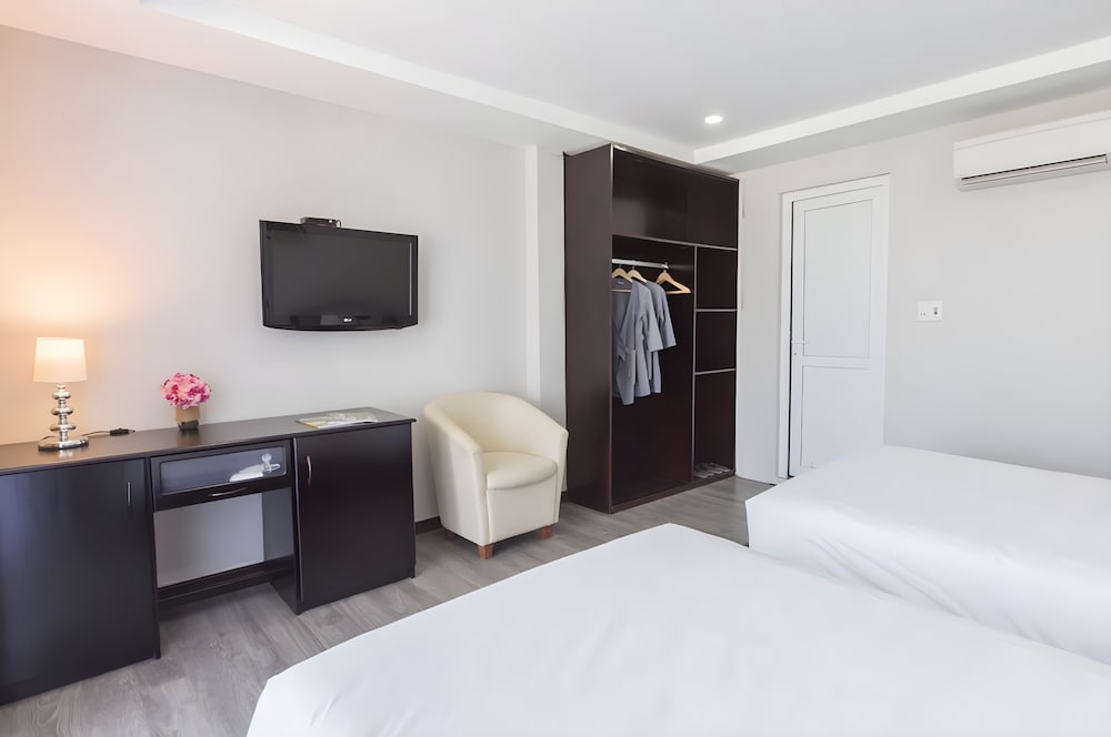Binh Duong Hotel 21/42
