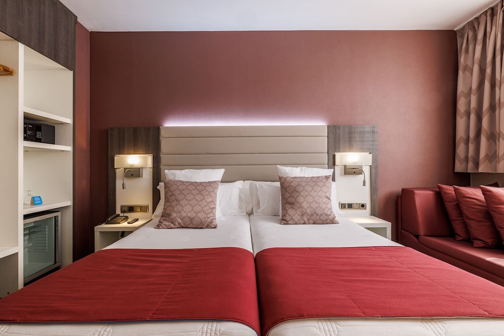 Hotel Ronda Lesseps 25/90