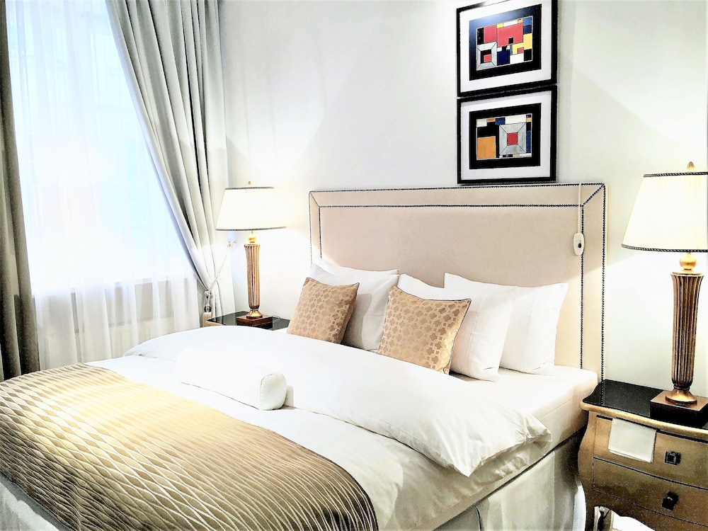 Luxury Collection Mondrian Market Square 17/48