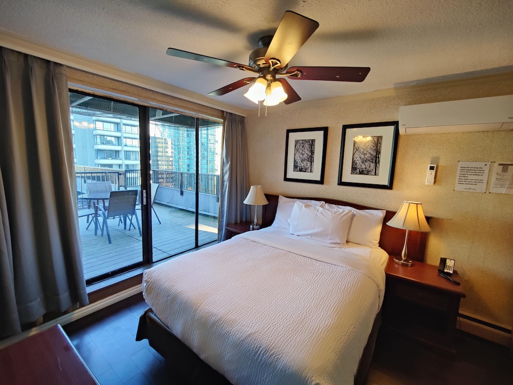 Divya Sutra Suites on Robson Downtown Vancouver 10/42