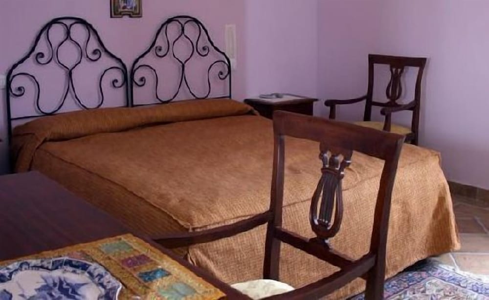 Don Giovanni Hotel 5/36