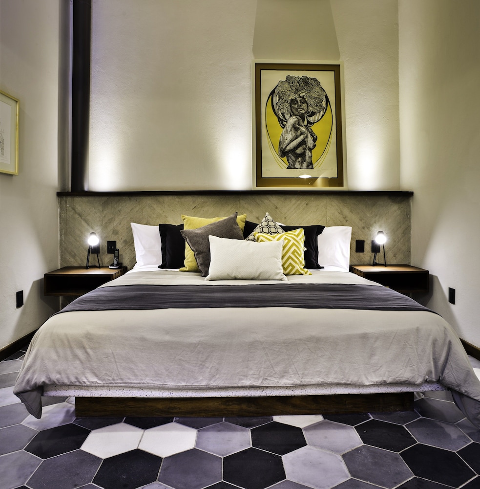 Criol Hotel 30/65