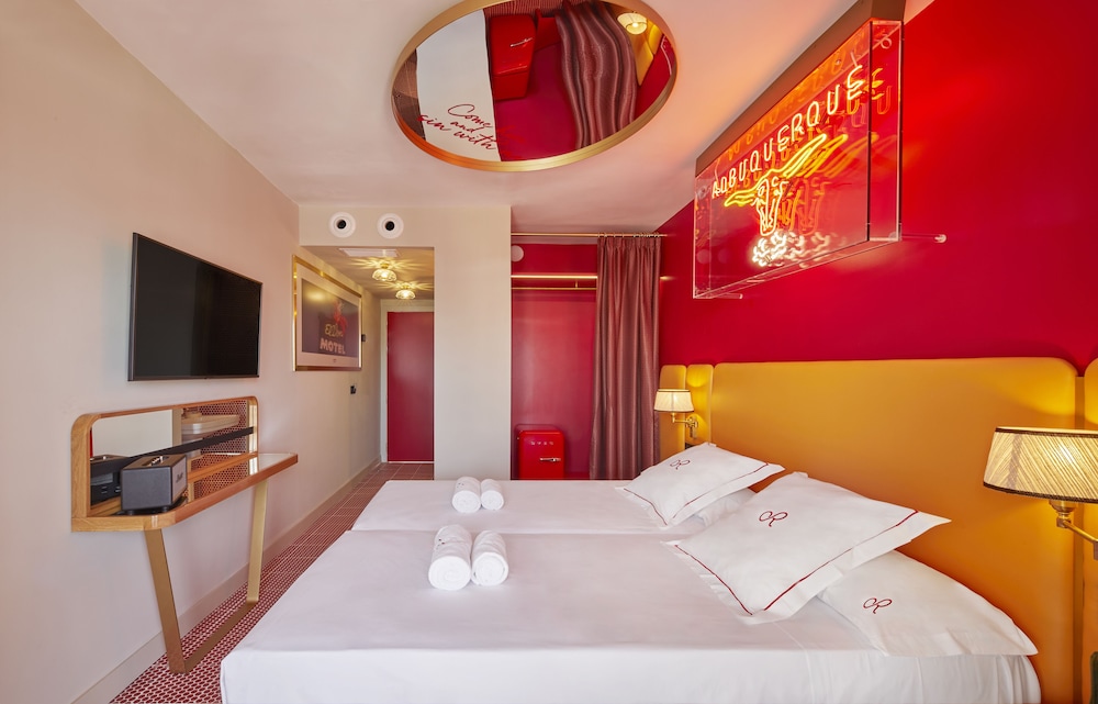 Room, Double Bed, Romeos Ibiza - Adults Only 4/10