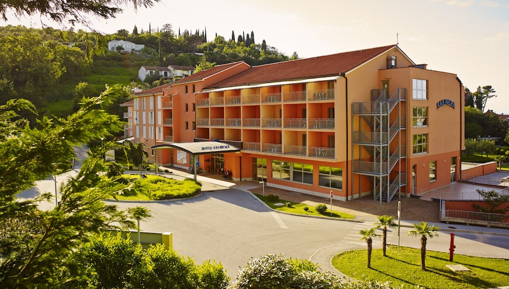 Hotel Salinera 2/66