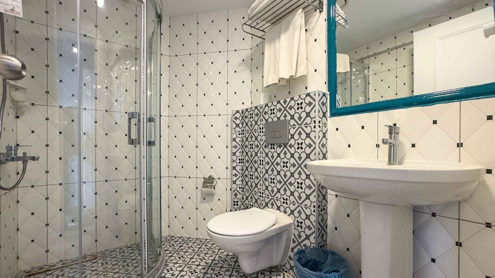 Suhan Seaport Hotel 40/42