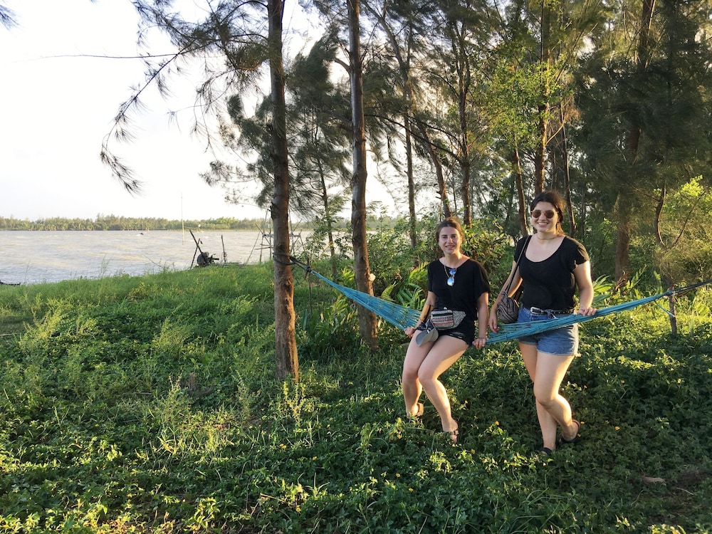 Riverside Hamlet Homestay & Villas 44/68