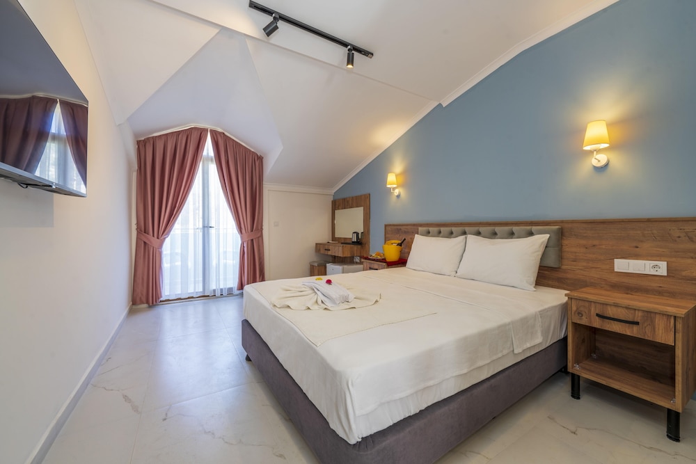 Room, Hot Tub, Katre Hotel Oludeniz 2/7