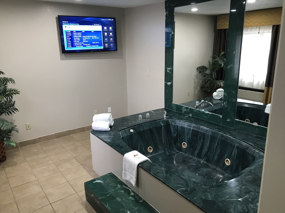 Baymont By Wyndham Grand Rapids Southeast 26/38