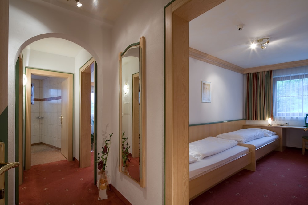 Hotel Obermair Fieberbrunn 15/33