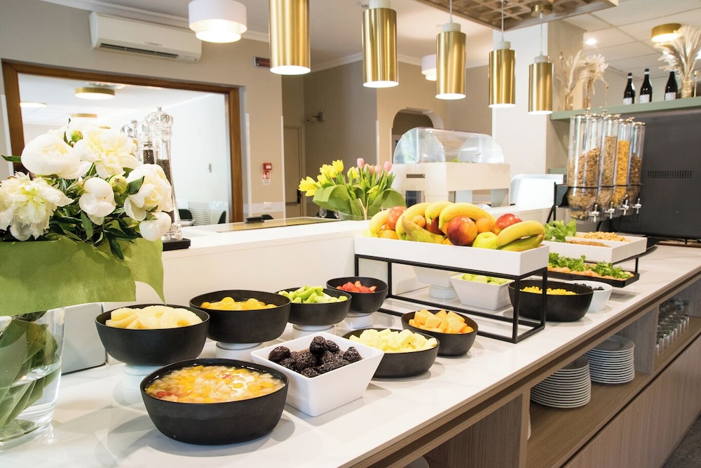 Massimi City Garden Hotel 42/58