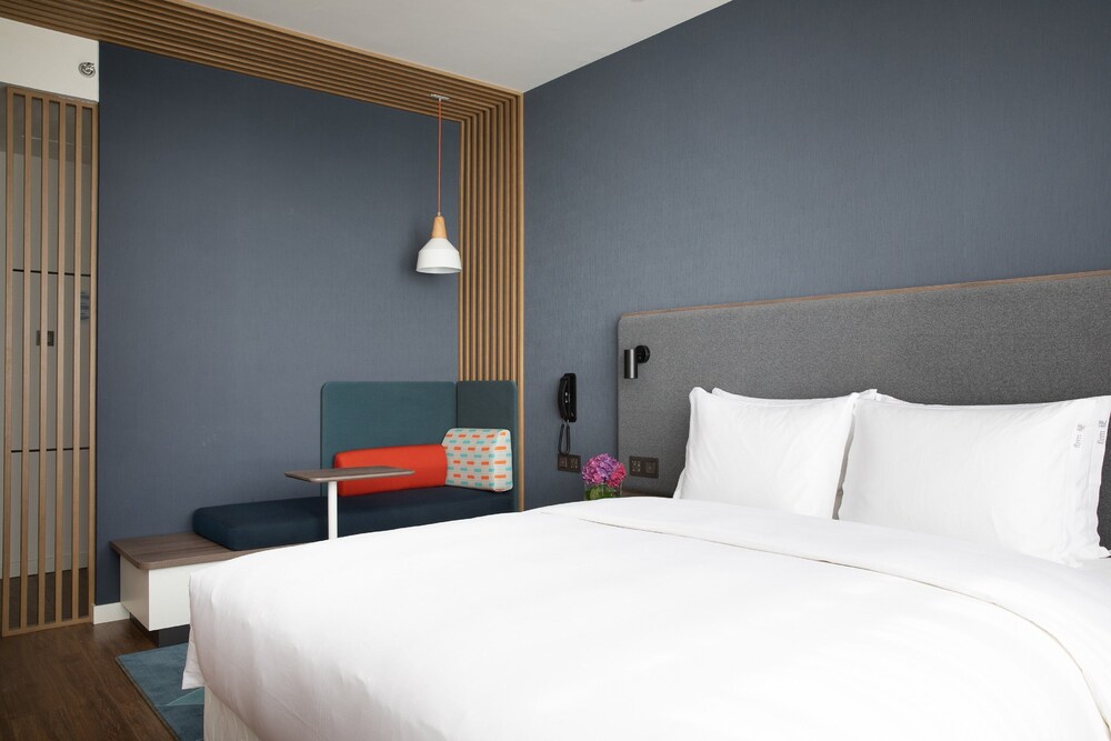 Holiday Inn Express Chengdu Longquanyi North 15/48