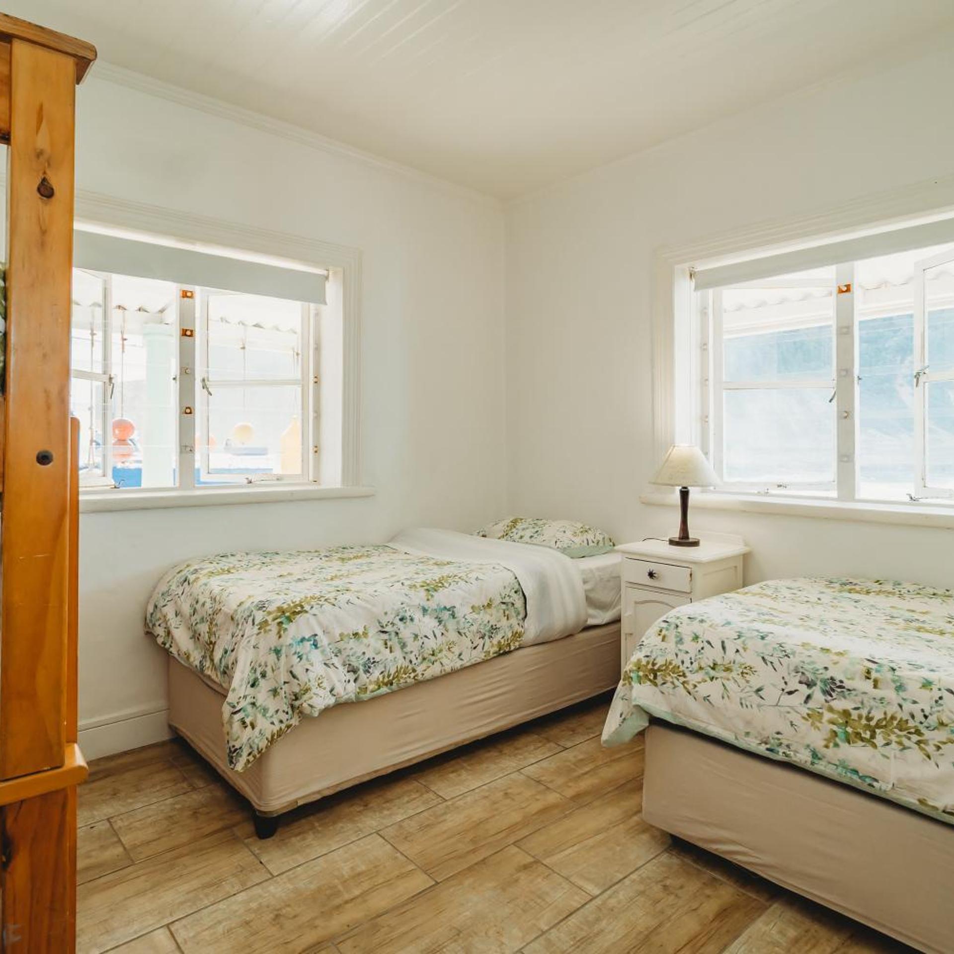 Silver Spray Beach Accommodation 6/40