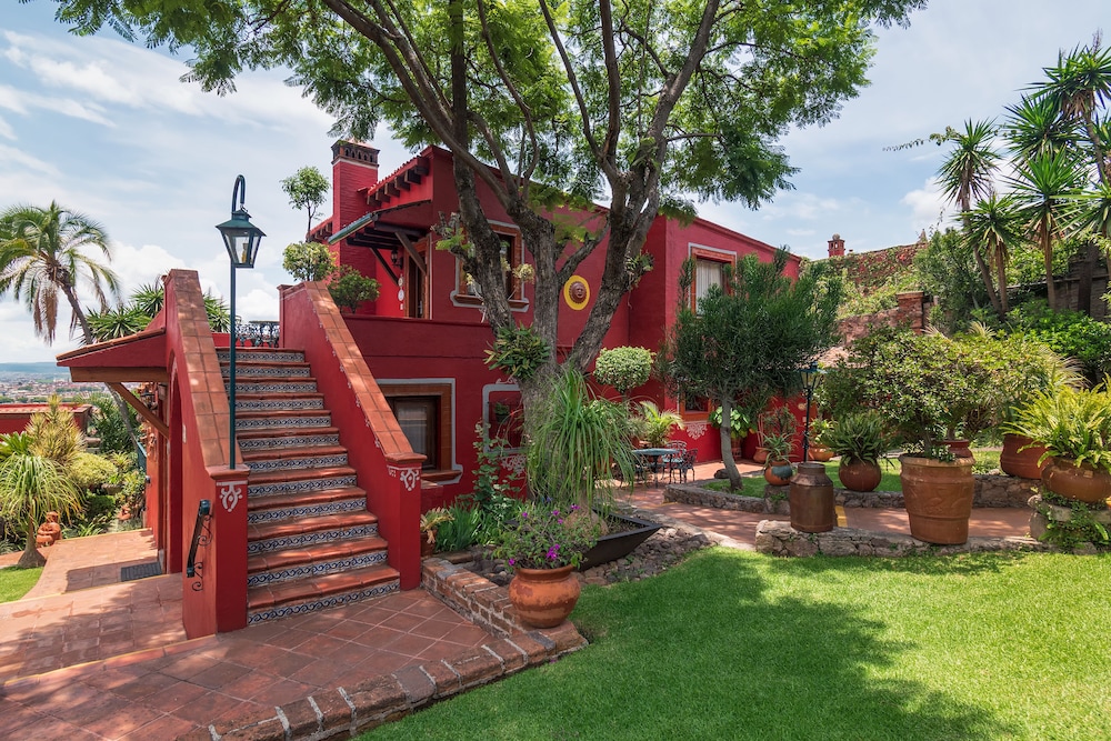 Villa San Jose Hotel And Suites 38/50