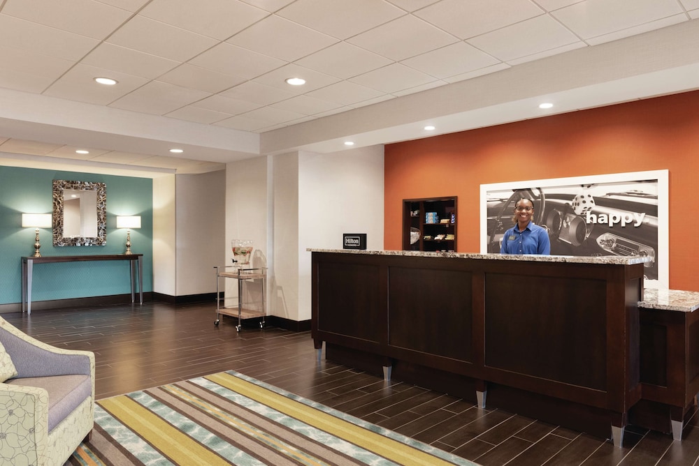 Hampton Inn Suites Mishawaka S Bend At Heritage Square In 8/61