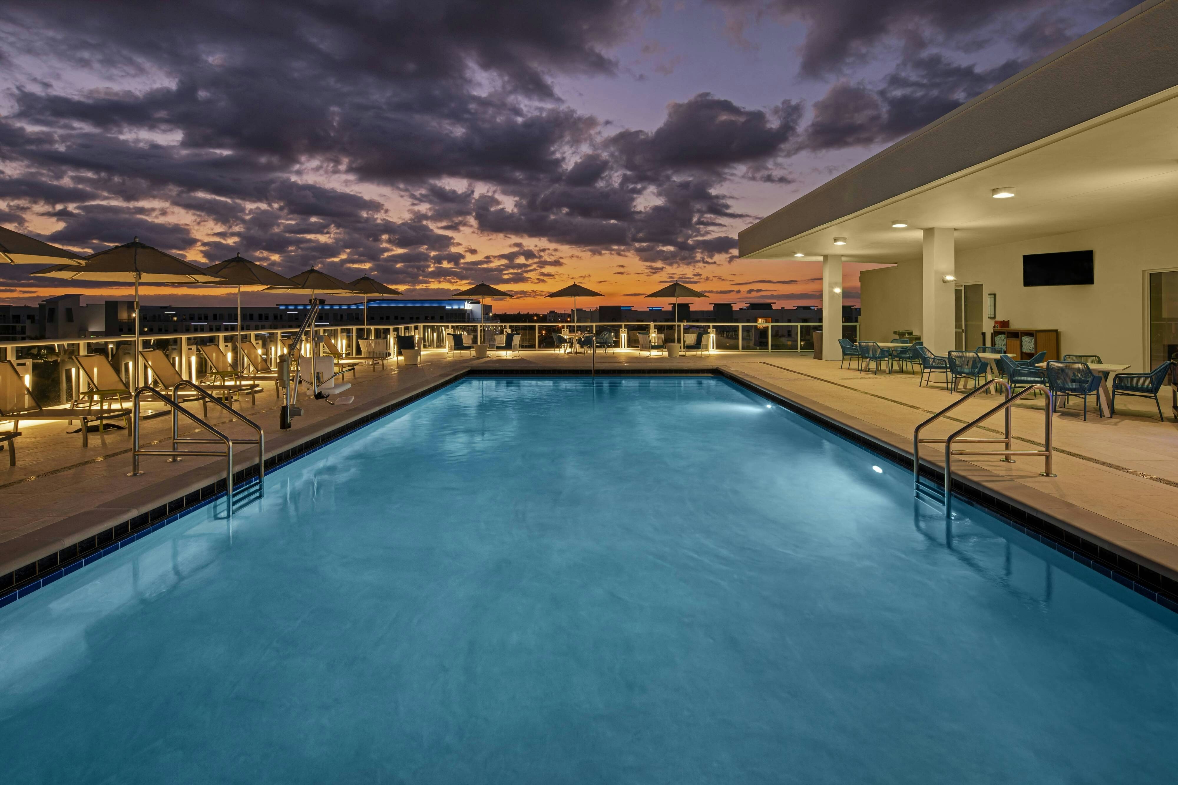 Courtyard By Marriott Delray Beach 61/61