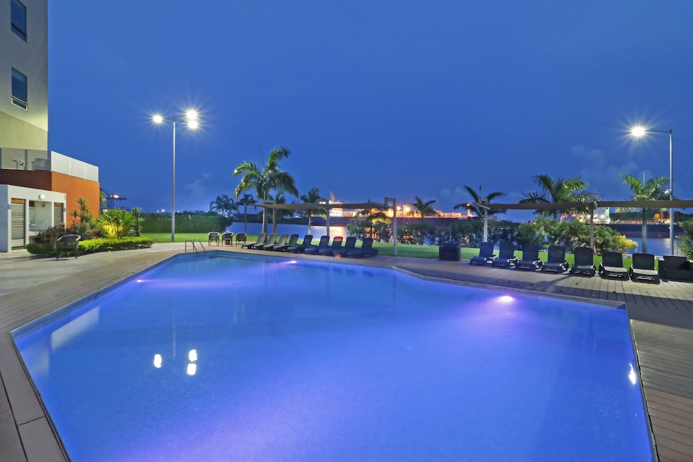 Holiday Inn Express Tuxpan 1/78