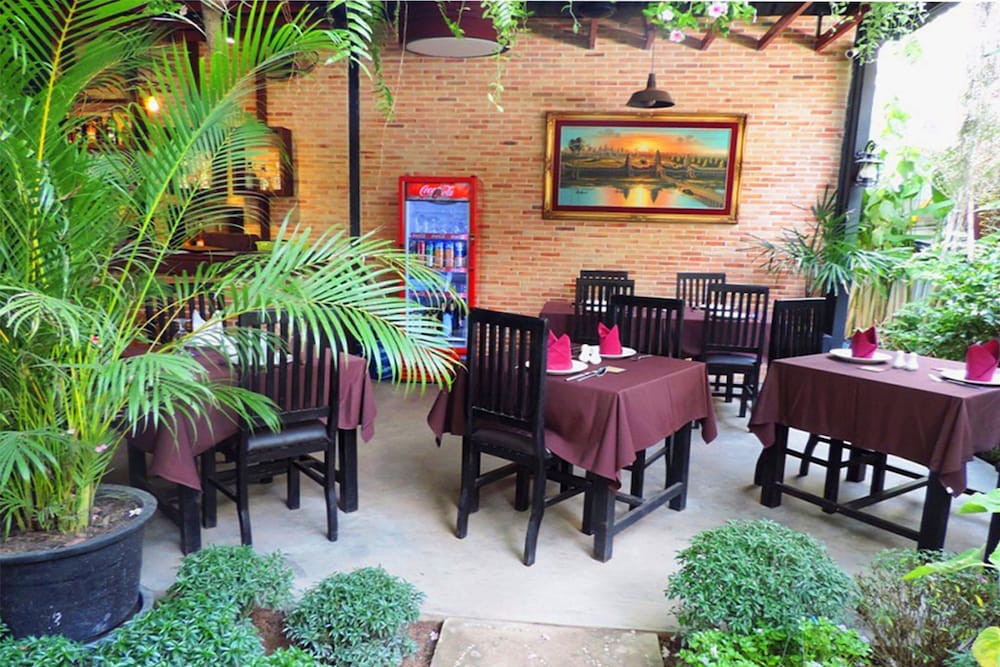 LADEAR ANGKOR BOUTIQUE HOTEL 61/84