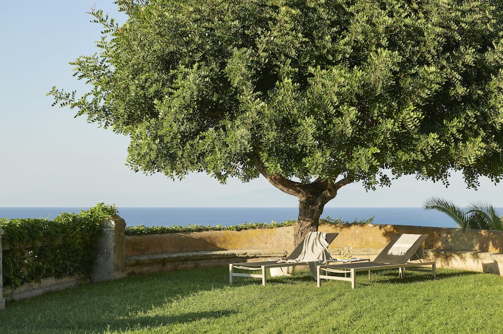 Villa Paola 42/49
