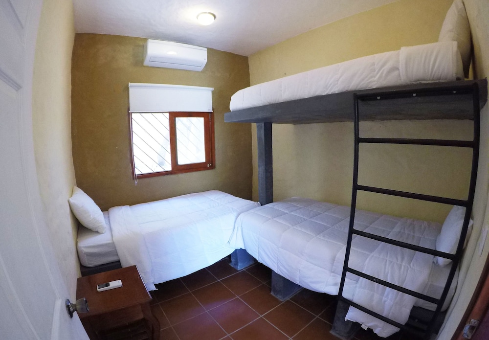 Surf Ranch Hotel & Resort 20/68