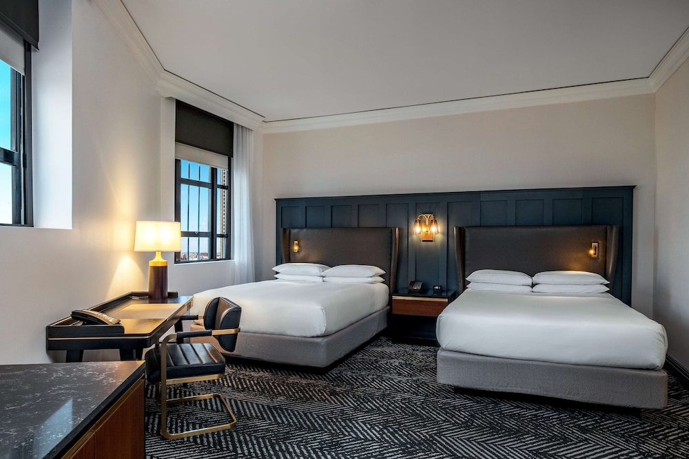 SUPERIOR, 2 QUEEN BEDS, ACCESSIBLE