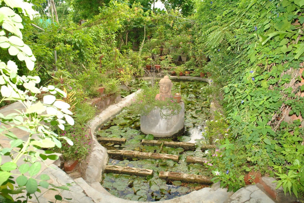 HOTEL ZEN 46/49