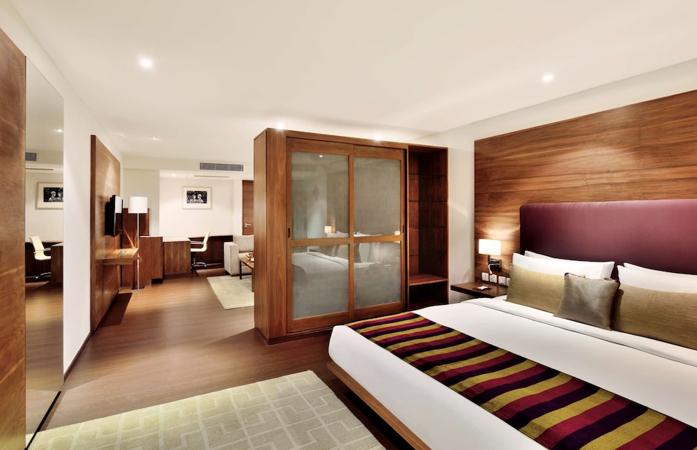 Radisson Blu Plaza Hotel Hyderabad Banjara Hills 25/73