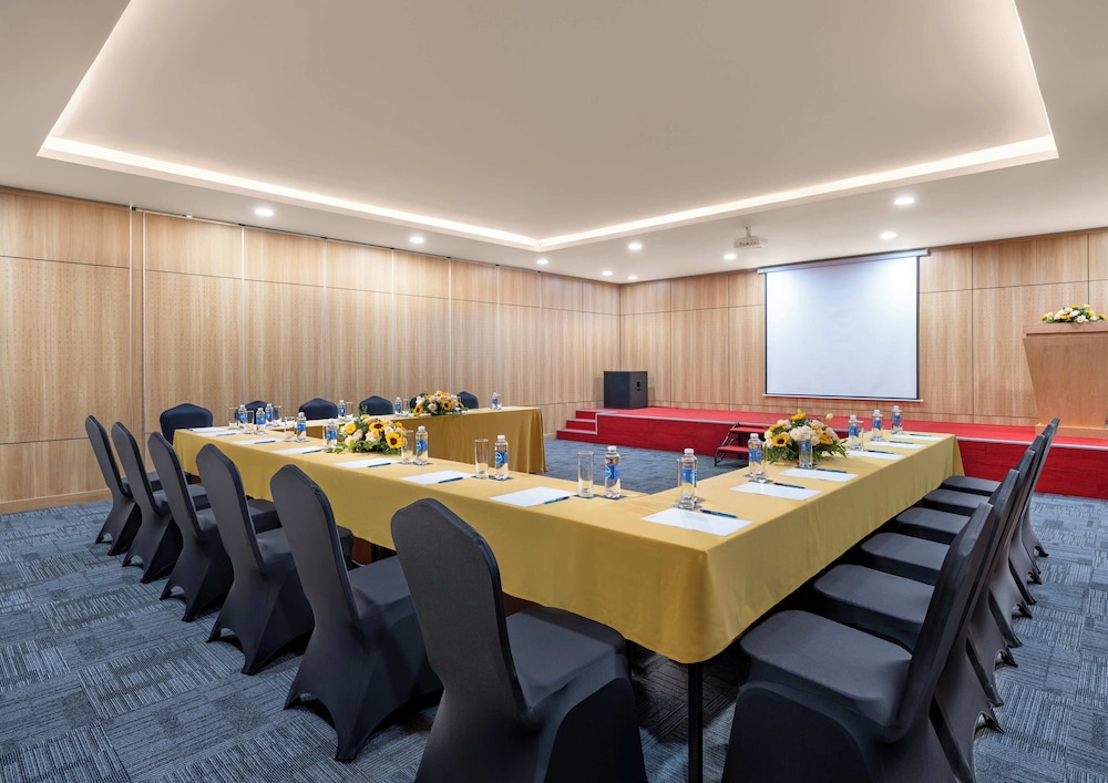 Nesta Hotel & Spa 33/39