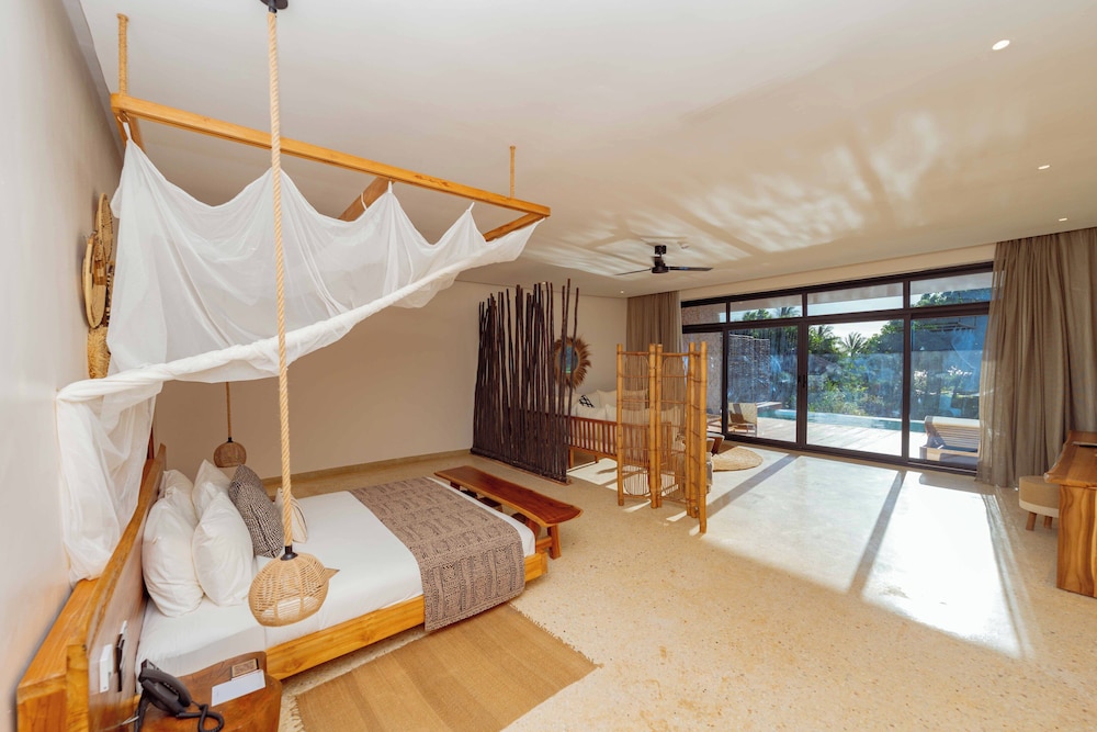 BUNGALOWS