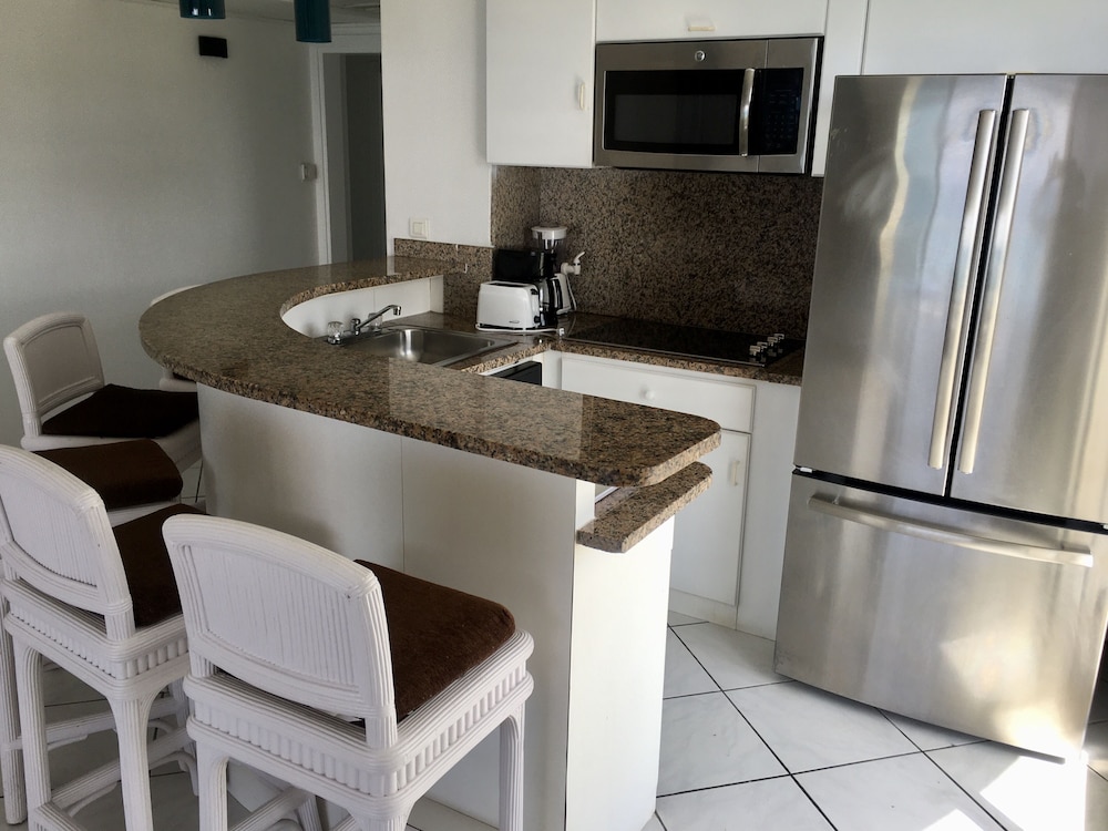 Sapphire Beach Club and Resort 33/50