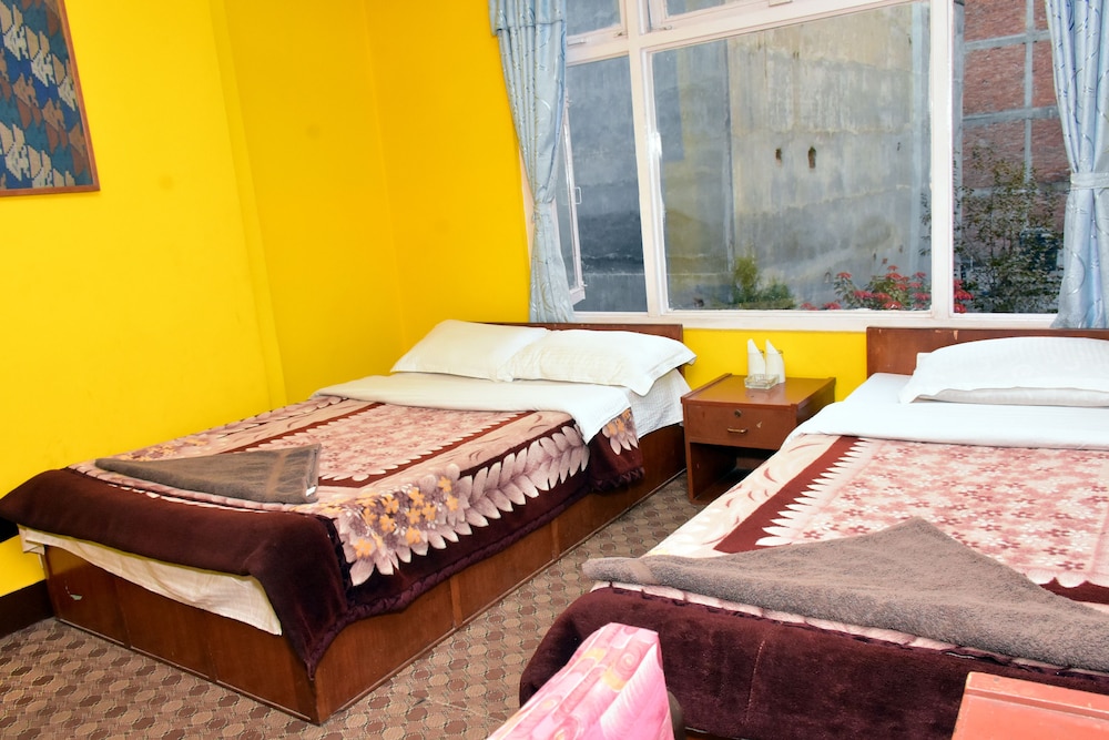 Hotel Discovery Inn 20/49